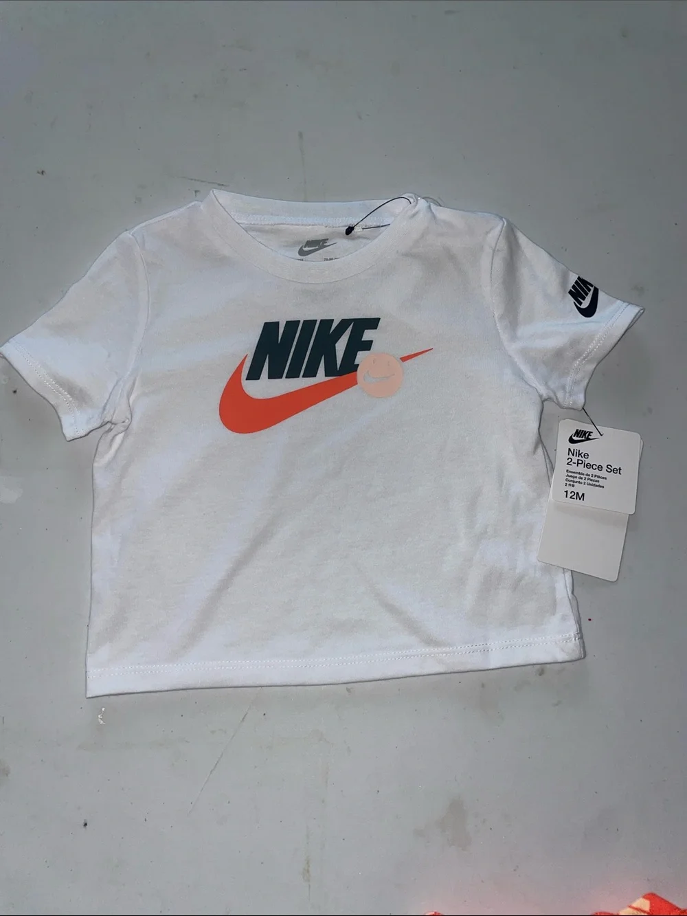 NEW! NIKE ORANFE 2-PIECE T-SHIRT & SHORTS SET. SIZE 12 MONTHS. BOYS. - Picture 6 of 9